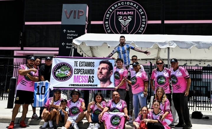 Messi llega a Miami para cerrar su fichaje con el Inter de la MLS