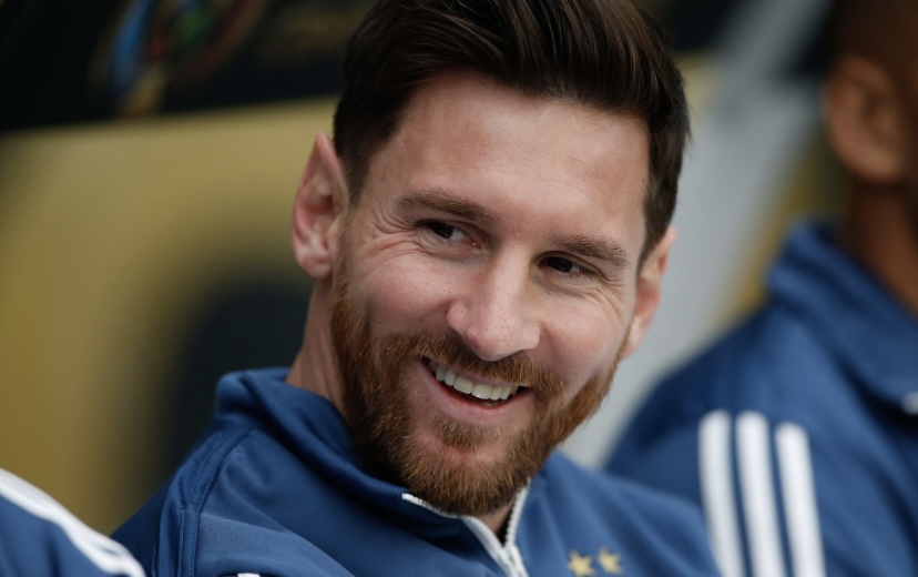 Lionel Messi compartió una foto de sus vacaciones en Bahamas pero un detalle de su cuerpo causó preocupación