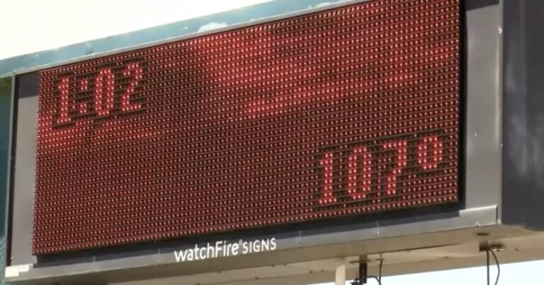 Varios incendios forestales arden en Arizona mientras el estado se sofoca bajo un calor extremo