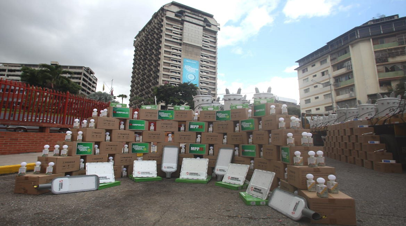 Autoridades entregaron 160 mil insumos y equipos para atención del servicio eléctrico