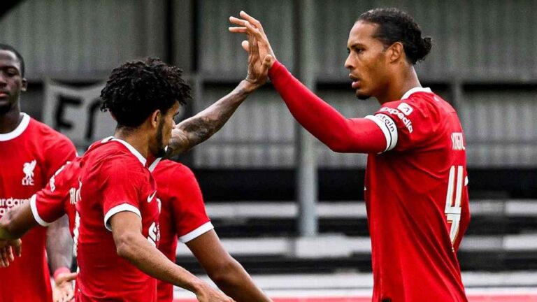 Luis Díaz anotó su primer gol de la pretemporada con el Liverpool