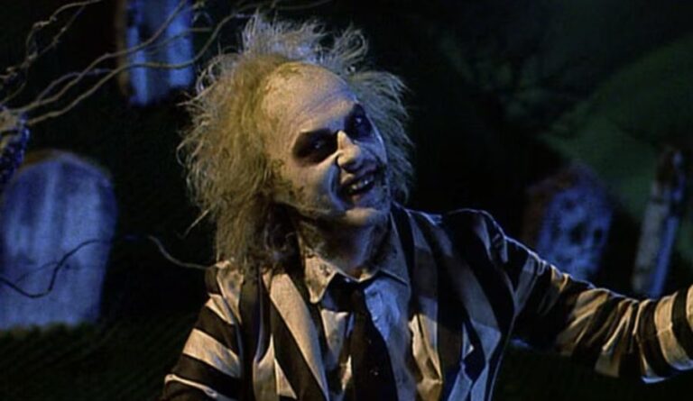 Roban icónica estatua del set de filmación de “Beetlejuice 2”