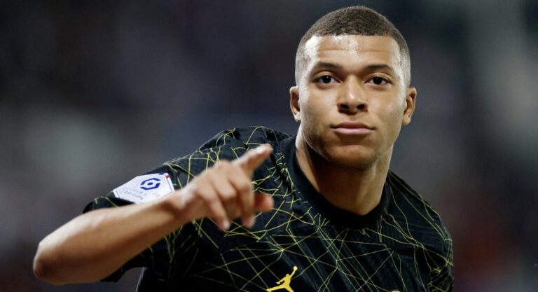 El Al-Hilal se encuentra en Francia para negociar con Mbappé