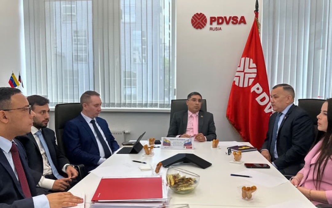 Ministro Tellechea visitó las instalaciones de PDVSA en Rusia, Moscú