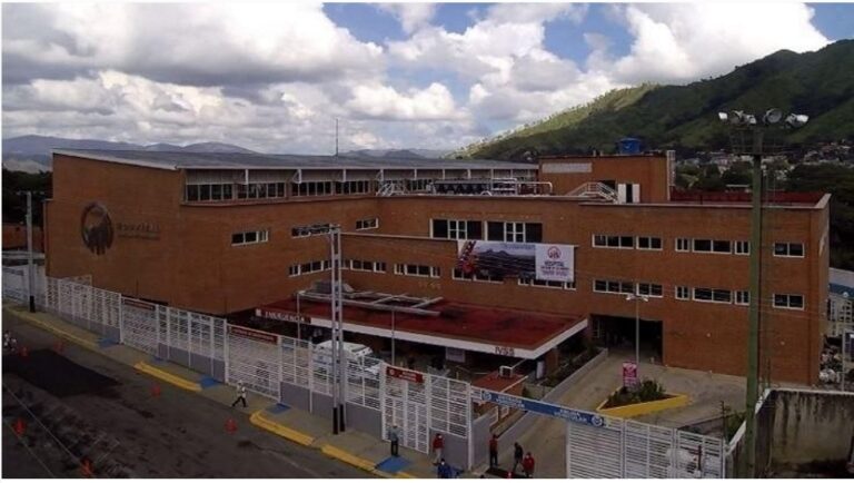Gobernación de Guárico consolida 100 obras ejecutadas para optimización del sistema de salud