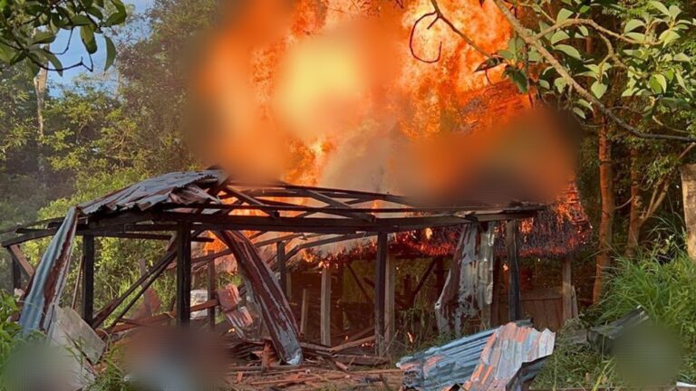Militares detuvieron a dos venezolanos y destruyeron 28 casas de minería ilegal en la Amazonía