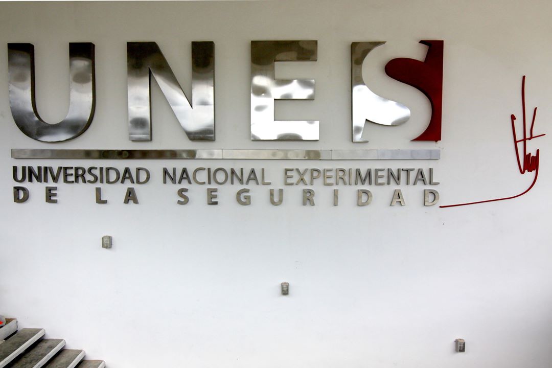 Máxima eficiencia en acción|UNES contará con un nuevo salón de usos múltiples