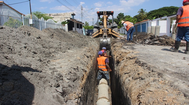 Reemplazan más de seis mil metros lineales de colectores en municipio Girardot