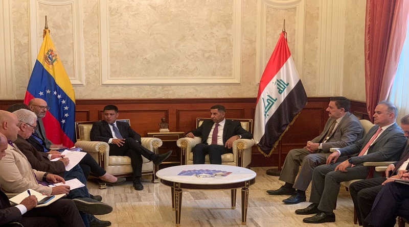 Primer vicepresidente de la AN recibe a viceministro de Exteriores de Irak