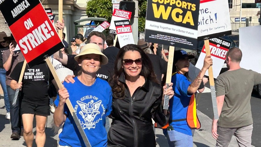 Actores de Hollywood tomaron calles en su primer día de huelga