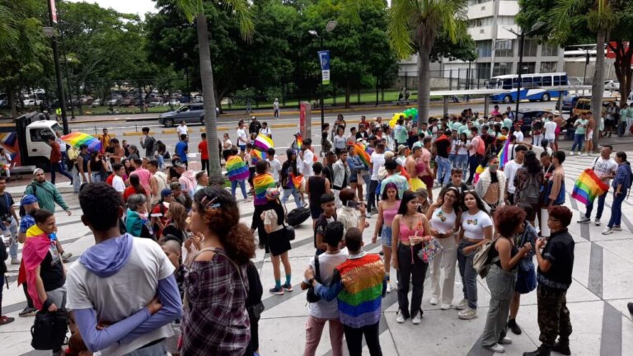 Comunidad LGBTIQ+ marcha en Caracas reivindicando su derecho a la igualdad