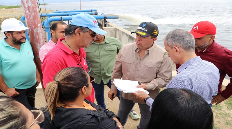 Avanza el reacondicionamiento del lago Los Tacariguas