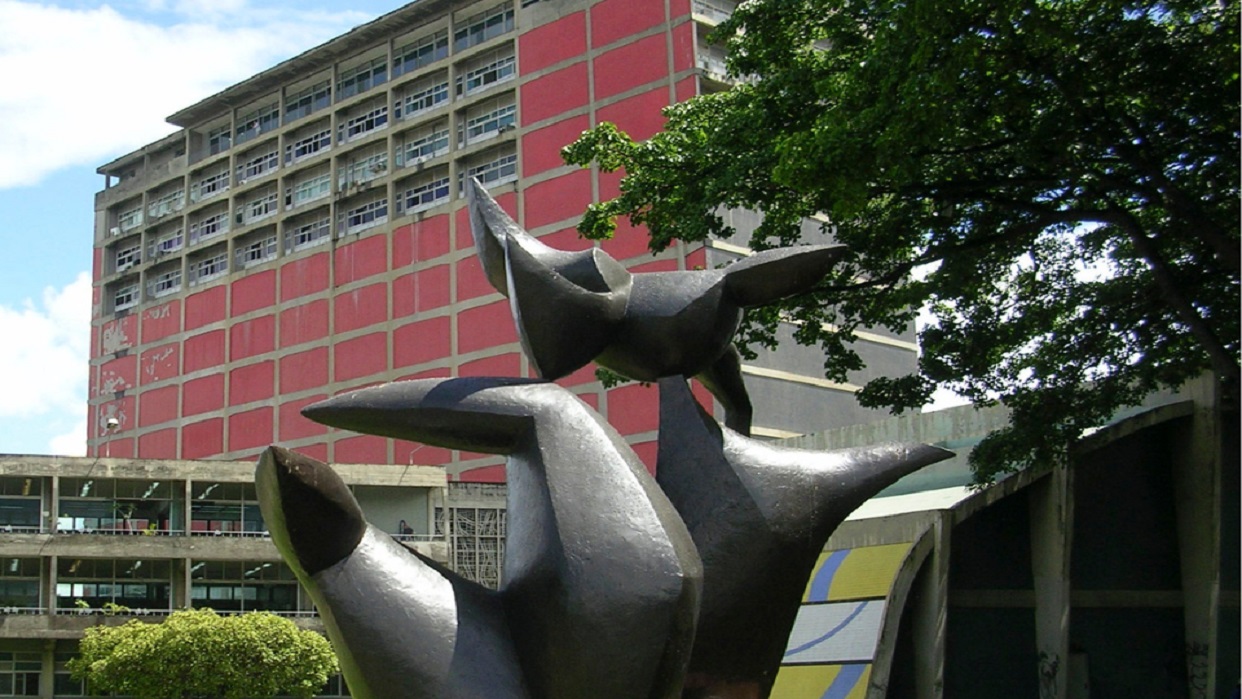 La UCV presentó a sus postulados para cargos de rectores en el CNE