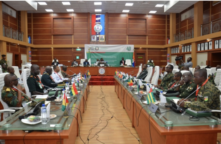 La delegación golpista nigerina viaja a Burkina Faso tras reunirse con la junta maliense