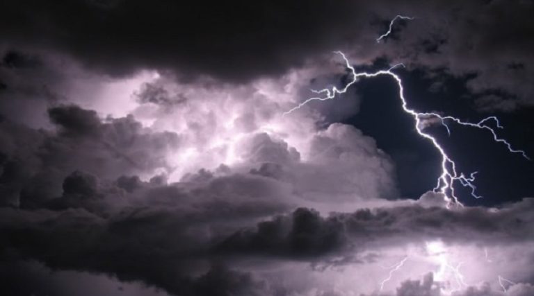 Venezuela amanece con cielo nublado y precipitaciones de intensidad variable