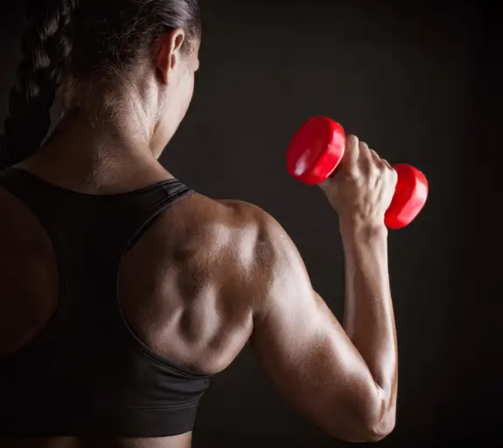 Vacunas anticovid no causan paros cardiacos en deportistas