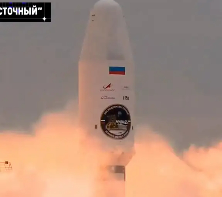 La sonda espacial rusa Luna-25 entra en la órbita lunar