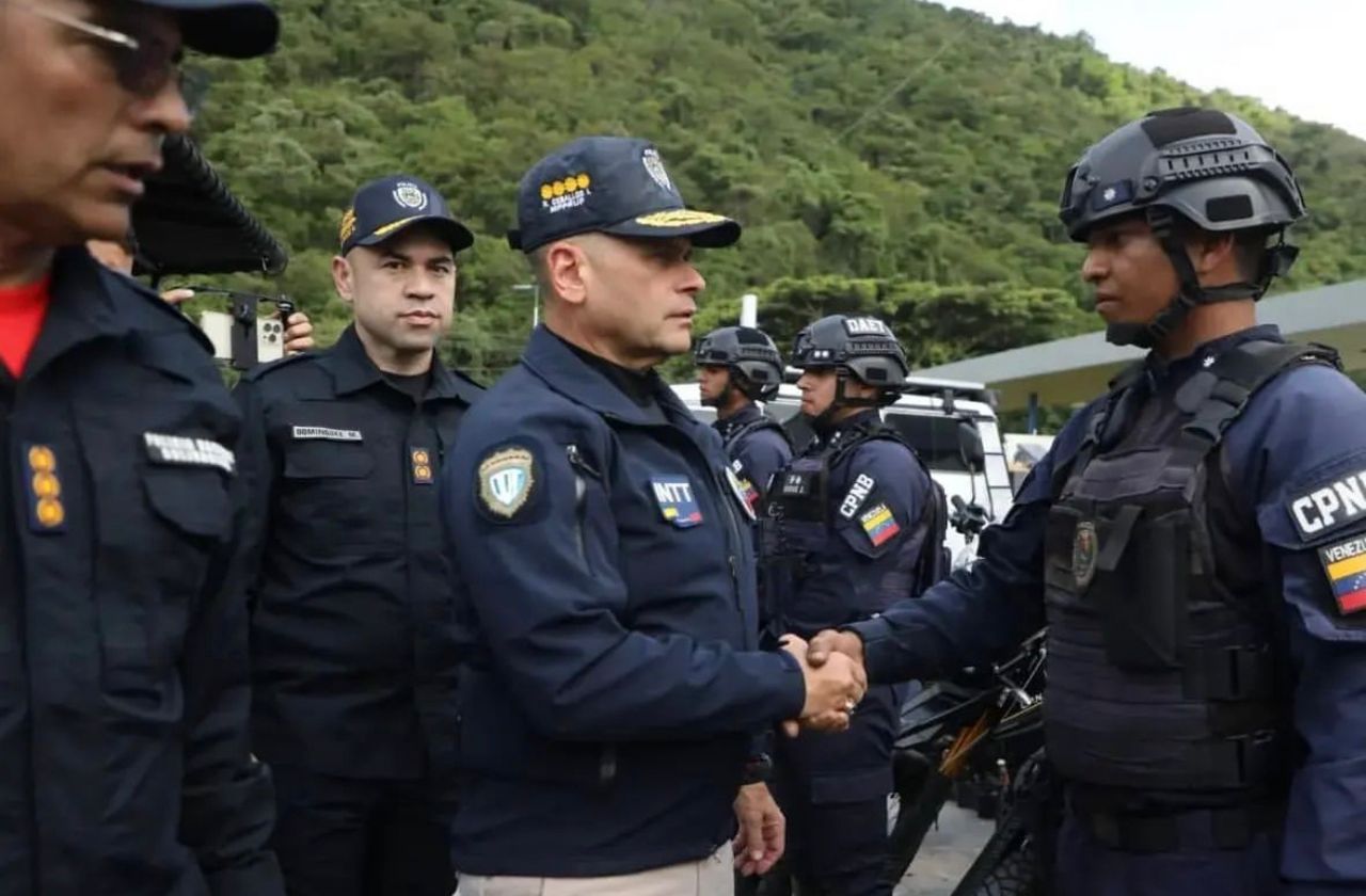 Inauguran nuevos espacios en la División contra el Robo y Hurto de Vehículos del CPNB