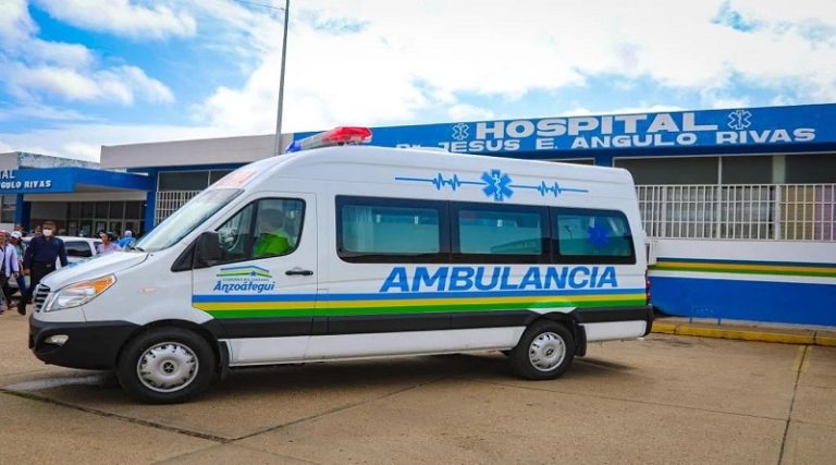 Gobernación de Anzoátegui entregó ambulancias a centros de salud en el estado
