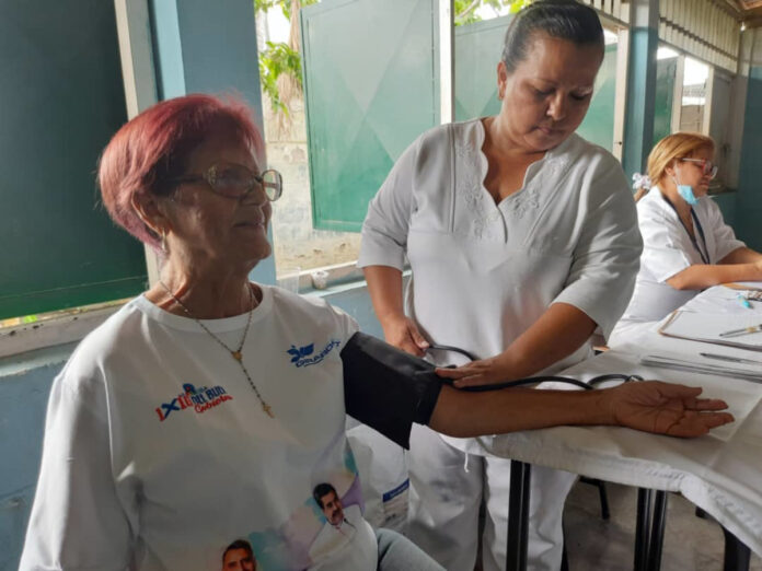 En Maracay realizaron jornada de atención para los adultos mayores