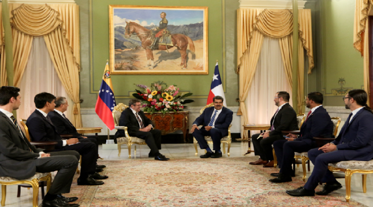 Presidente Maduro recibió a nuevos embajadores de Chile, Francia y Colombia