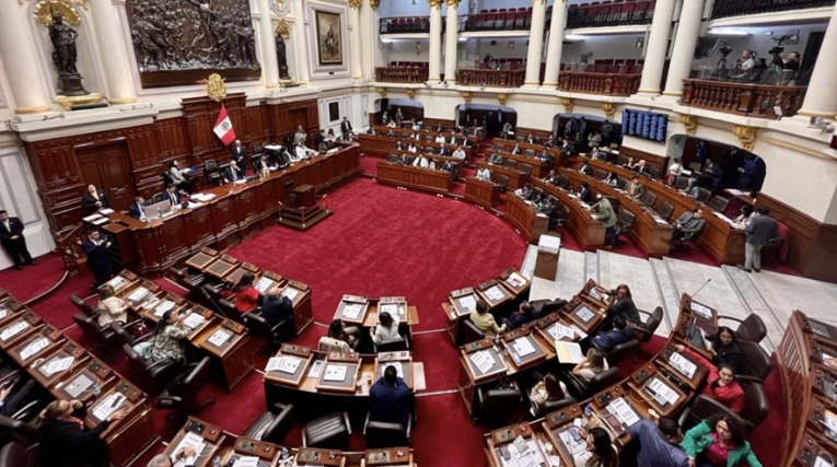 El Congreso de Perú aprueba el viaje de Boluarte a Brasil, el primero al exterior como presidenta