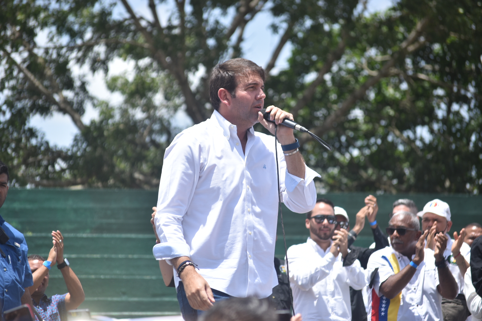 Carlos Prosperi prometió que de llegar a la presidencia todo marchará con prosperidad
