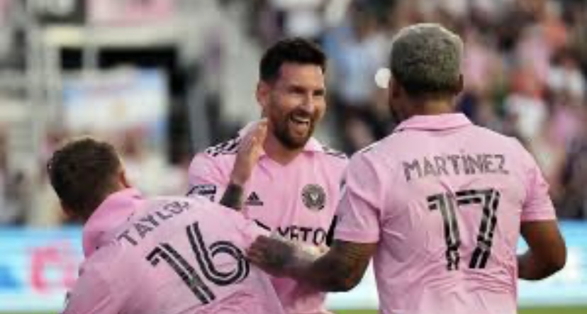 Martínez reveló el diálogo que tuvo con Messi para decidir quién patearía el penal