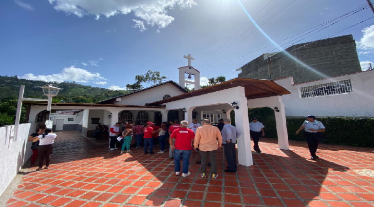 Rehabilitan más de dos mil templos con el plan Mi Iglesia Bien Equipada
