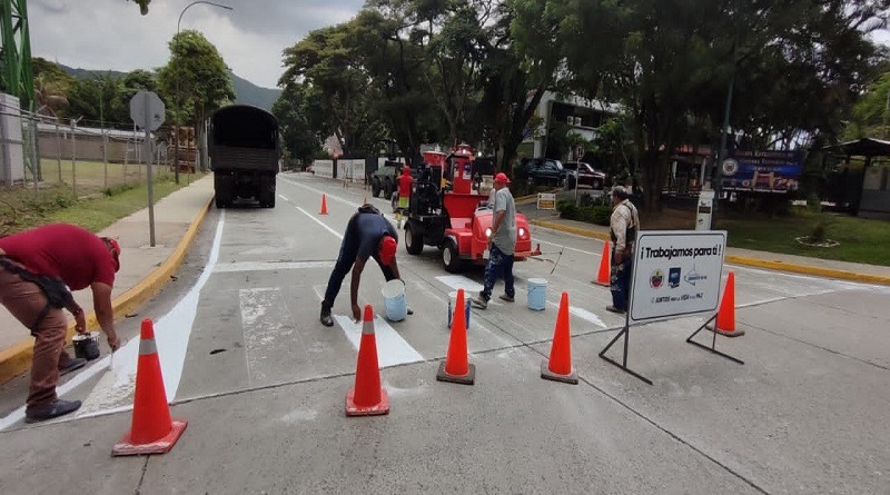 Más de 80 kilómetros de vialidad son demarcados en distintos estados del país