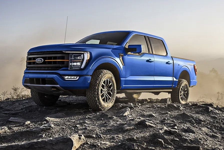 Ford anuncia revisión masiva de la pickup F-150 por posible activación espontánea del freno de mano