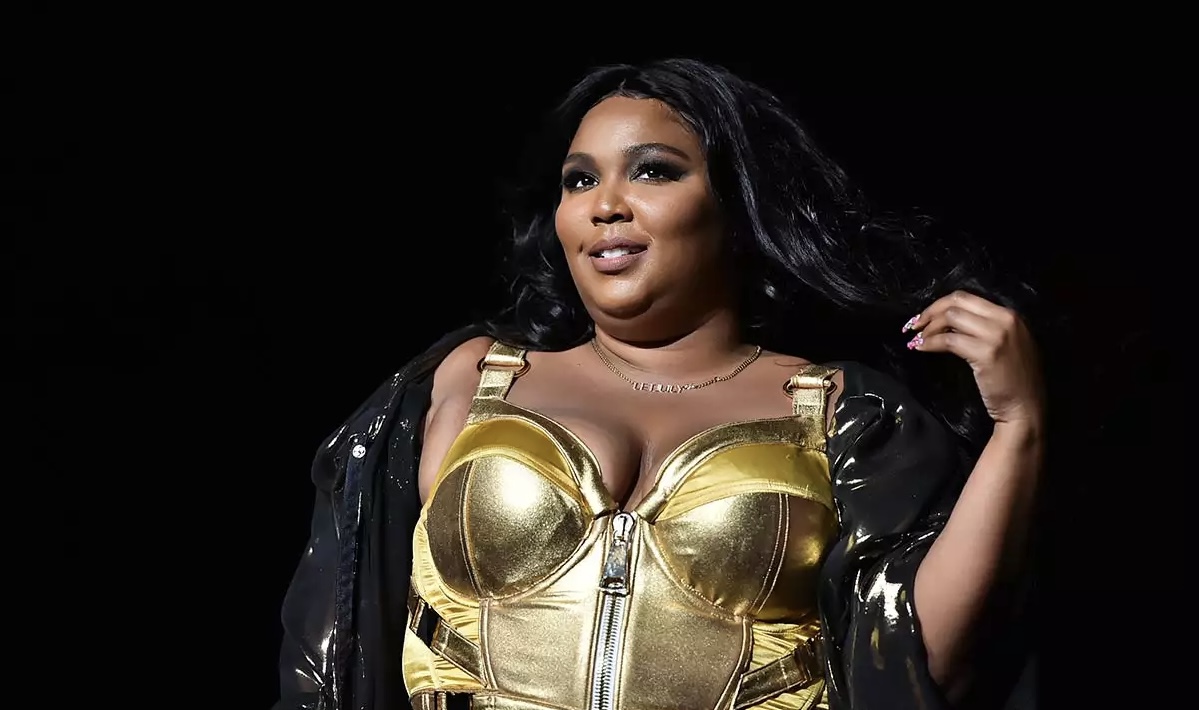 Lizzo se pronuncia sobre las acusaciones de acoso a sus ex bailarinas
