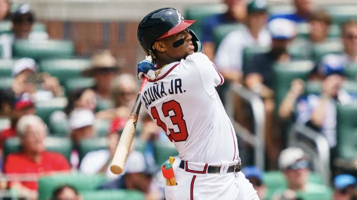 MLB: Ronald Acuña Jr. con su jonrón 25 escribe una nueva historia que lo une a este selecto club