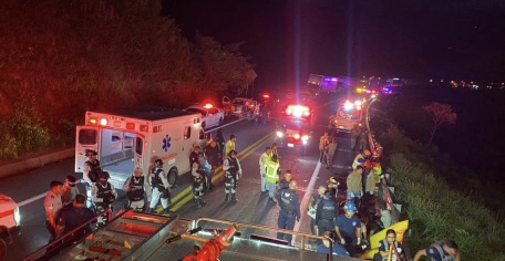 Al menos 15 muertos por un accidente de autobús en el oeste de México
