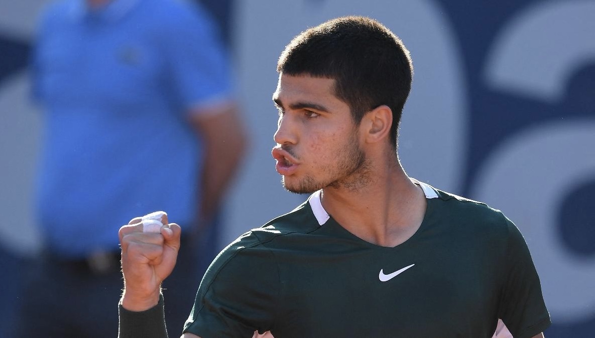 Carlos Alcaraz se mantiene en la cima del ranking ATP