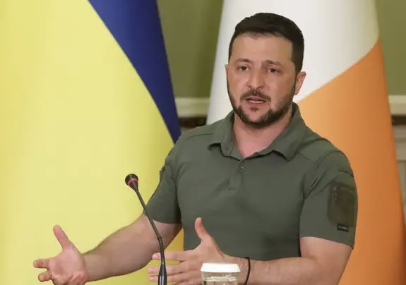 Zelenski destituye jefes regionales de reclutamiento militar