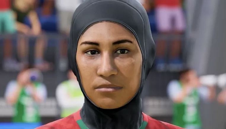 FIFA 23 actualiza a la modelo marroquí Nouhaïla Benzina con su hiyab