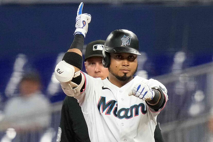 Luis Arráez lideró la remontada de los Marlins de Miami