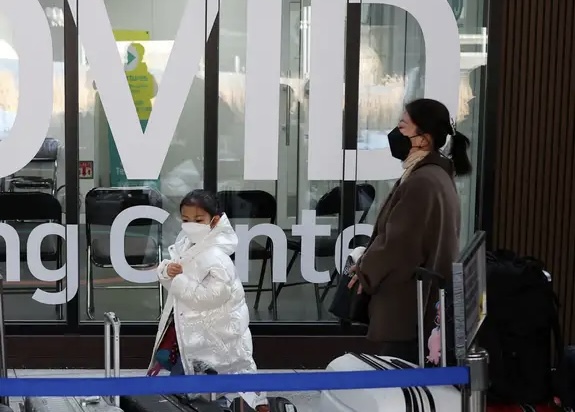 Corea del Sur equiparará al COVID-19 con la gripe estacional