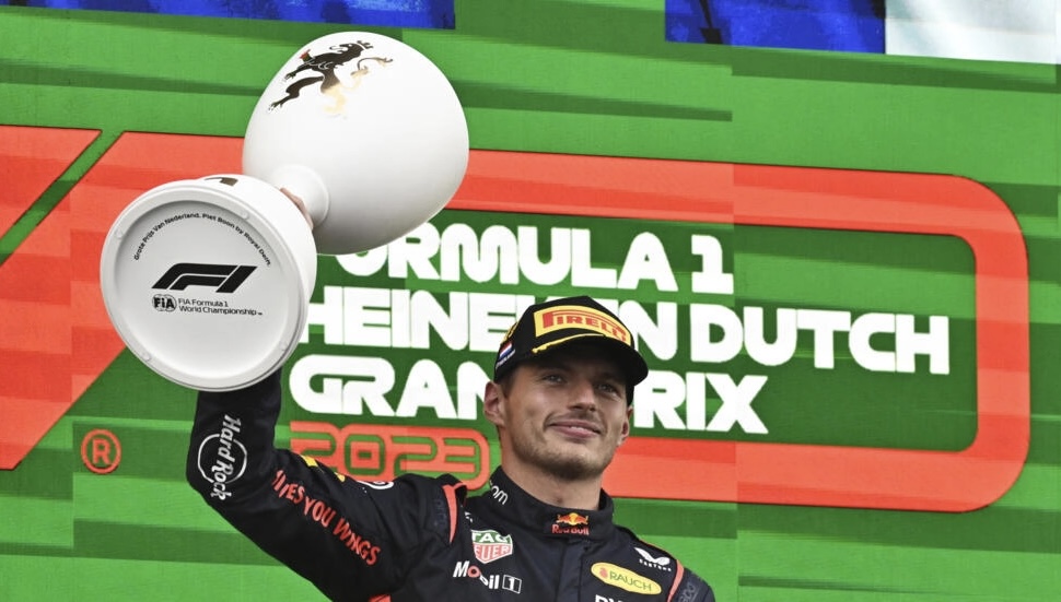 Verstappen busca décima victoria de récord en Monza con Alonso al acecho