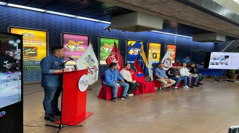 Autoridades ofrecen balance del Plan Metro se Mueve Contigo en la parroquia Caricuao