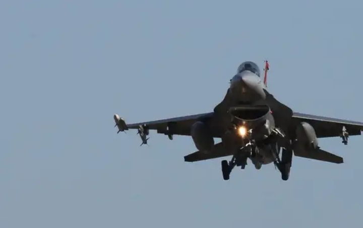 Cazas holandeses interceptan a dos bombarderos rusos