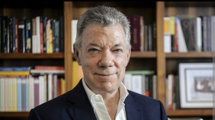 Fiscalía de Colombia señala al expresidente Santos de recibir dinero de Odebrecht para su campaña