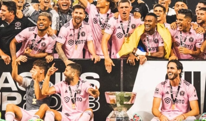 Josef Martínez levanta su primer trofeo en Inter Miami
