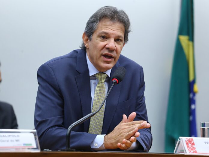 Brasil propone que Argentina pague sus importaciones en yuanes