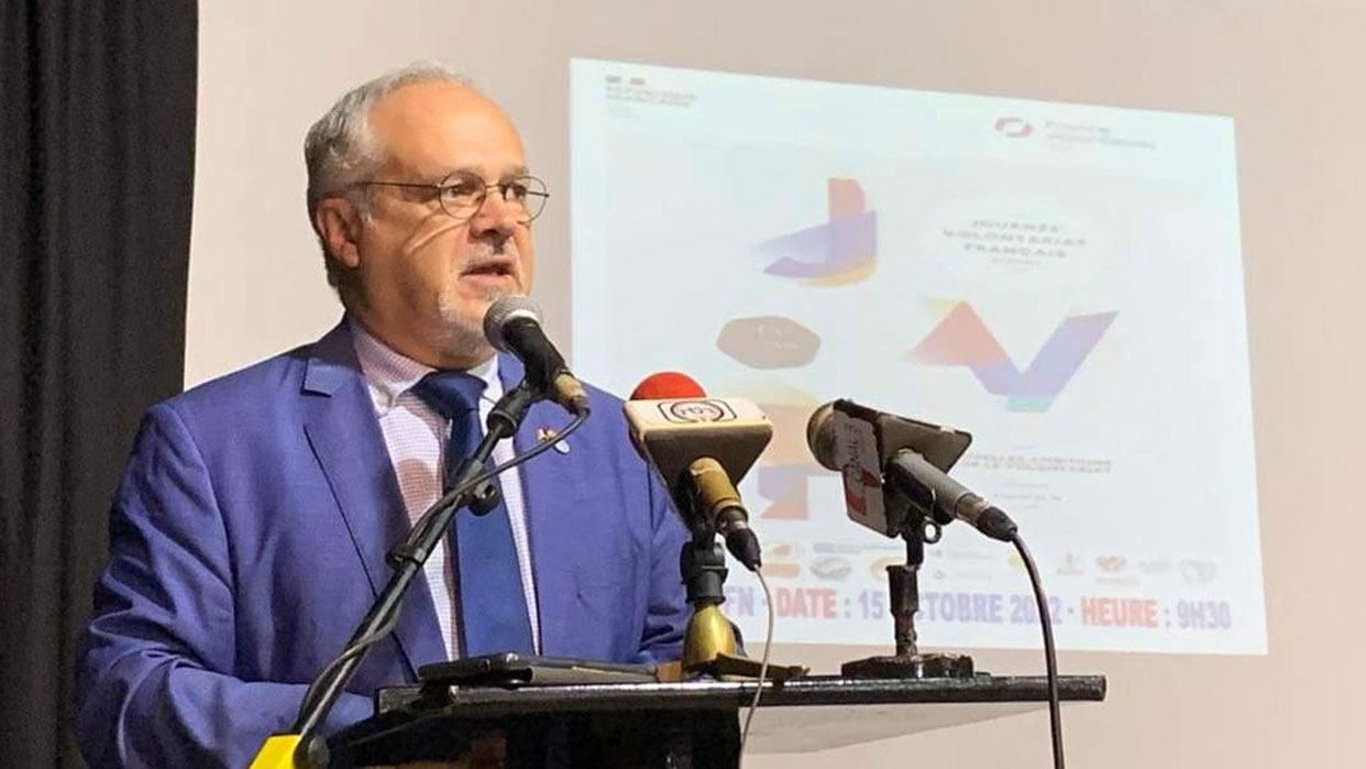 Gobierno militar de Níger expulsa a embajador de Francia