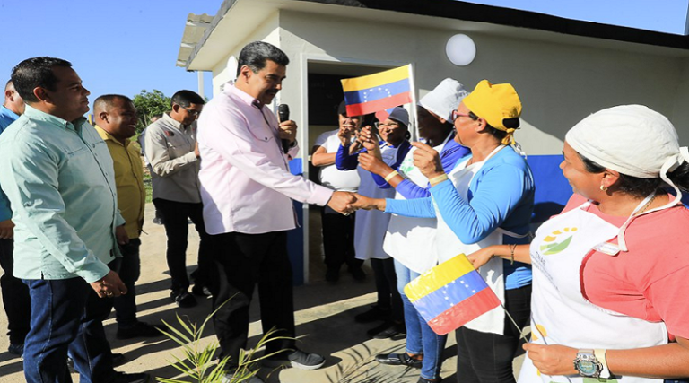 Presidente Maduro elogia organización del pueblo para las Misiones y Grandes Misiones