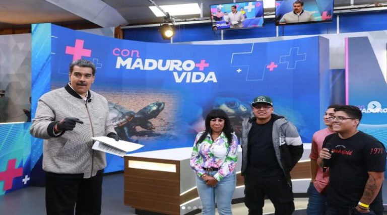 Tiktokers que compartieron con el presidente Maduro resisten a campaña oposicionista de odio