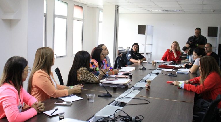 AN acompaña reenganche de trabajadores de Ondaflex y Asados Venezolanos