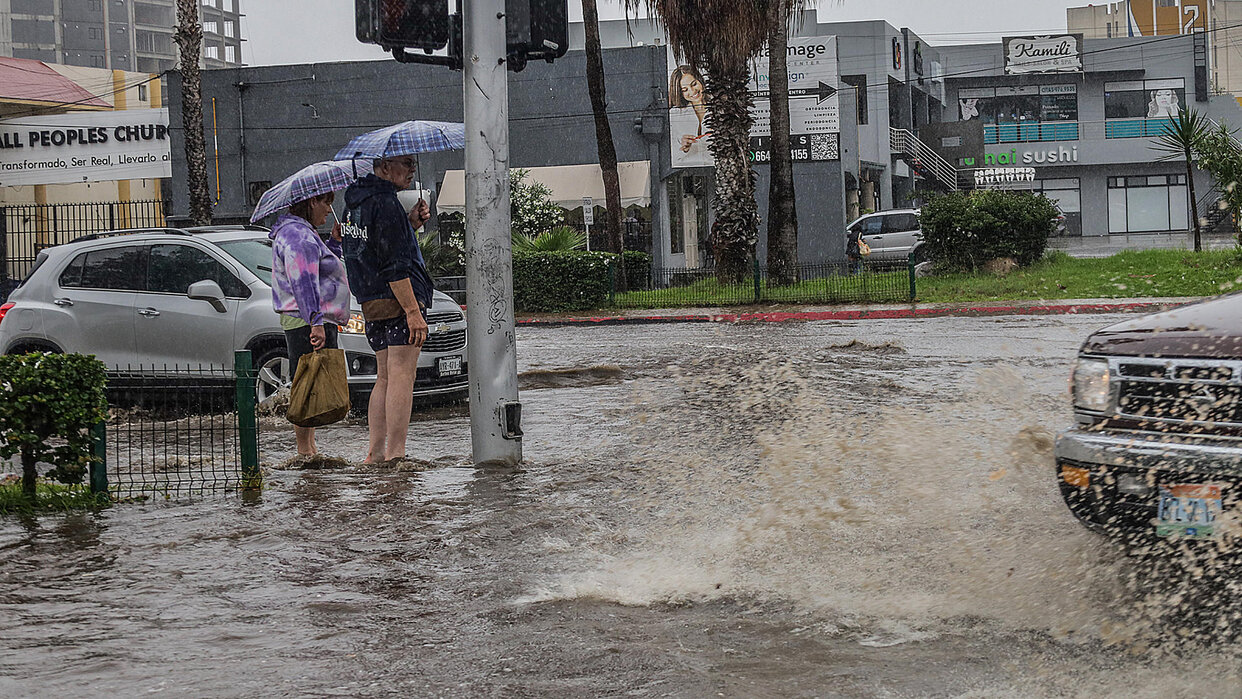 El paso de la tormenta tropical Hilary deja cuatro muertos en el noroeste de México